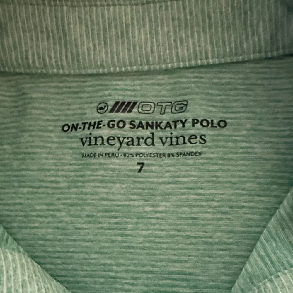 Vineyard Vines Boys Performance Sankaty Polo - Picture 2 of 4